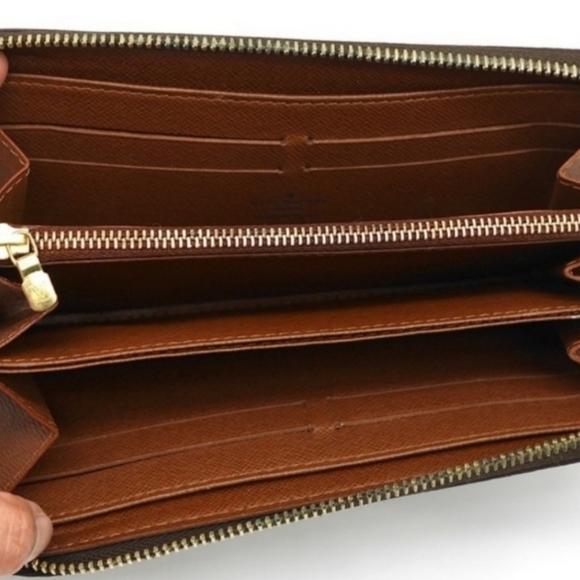 LV zip wallet - Picture 2 of 3